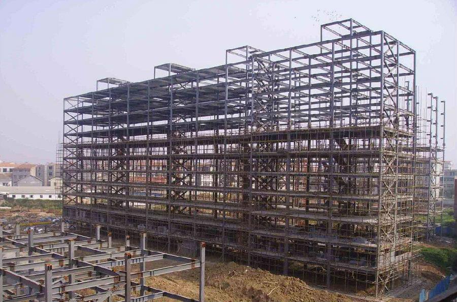 浦东高层钢结构的支撑布置与构造应该符合哪些要求